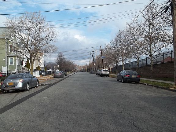 4th image of 157-159 Hillside Ave