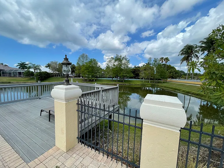5793 Cape Harbour Dr — Photo 22
