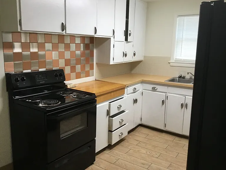 25 Marshall Pl — Photo 7