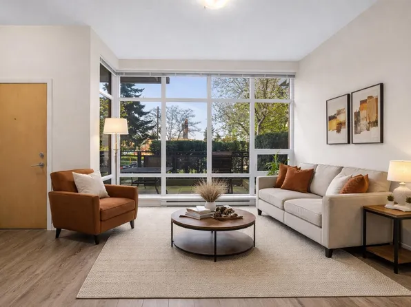 10378 133rd St #Townhouse 6, Surrey, BC V3T 0K6