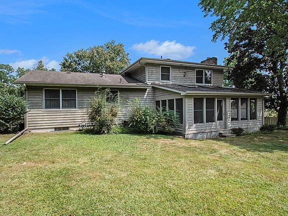 2nd image of 17700 Woodthrush Ln
