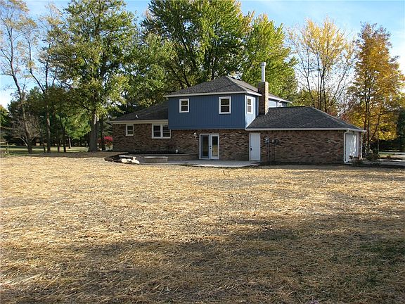 5th image of 3632 Tara Ct