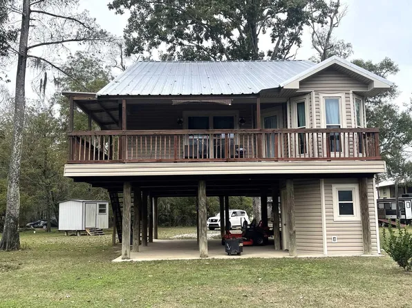 48380 Amite River Rd, Saint Amant, LA 70774