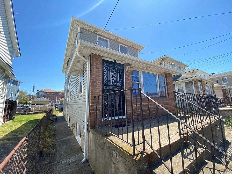 2nd image of 212 Beach 27th St