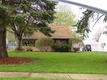 1st image of 2342 Clyde St