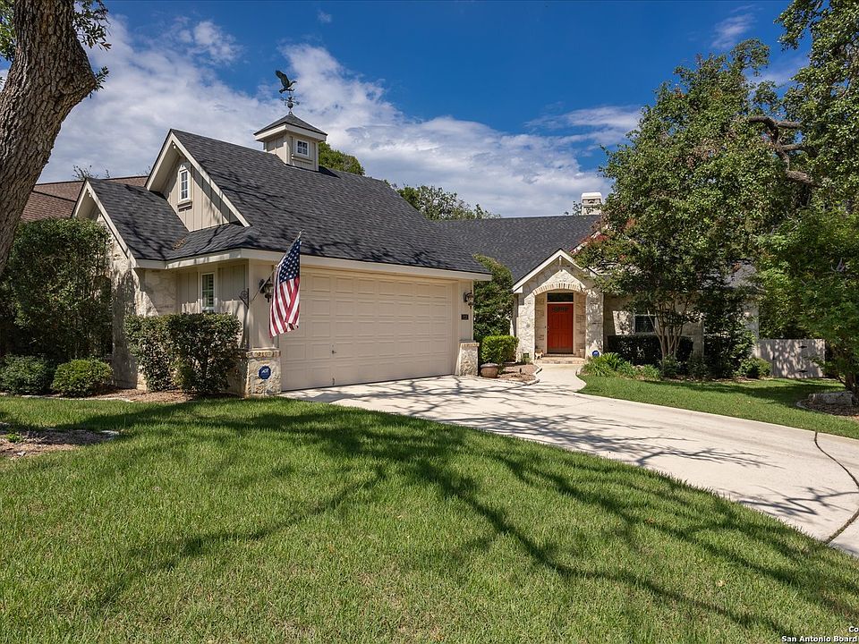 1st image of 213 VILLAGE DR