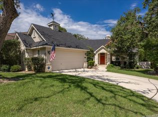 213 Village Dr, Boerne, TX 78006