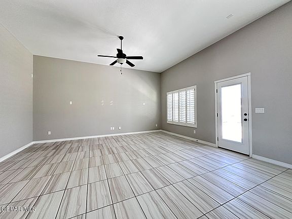 4th image of 2869 Tierra Garden Dr