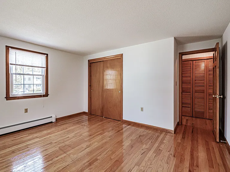 29 Collins Rd #D — Photo 12