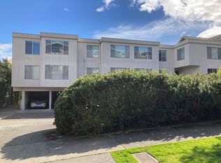 2829 NW 56th St #405, Seattle, WA 98107