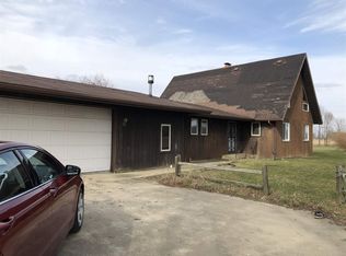 7150 12b Rd, Argos, IN 46501