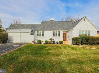 6 Clarendon Ave, Pikesville, MD 21208