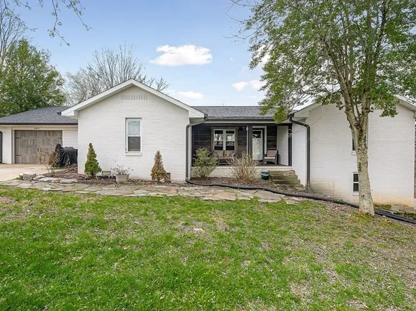 6891 Carrs Chapel Rd, Silver Point, TN 38582