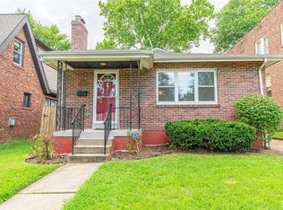 1123 Edward Ter, Saint Louis, MO 63117