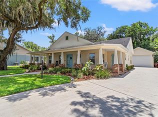 2007 N Johnson St, Plant City, FL 33563