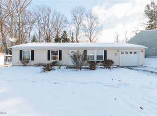 3757 Seneca St, Stow, OH 44224