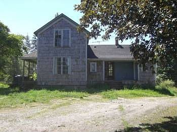 2nd image of 7082 Dahlberg Rd