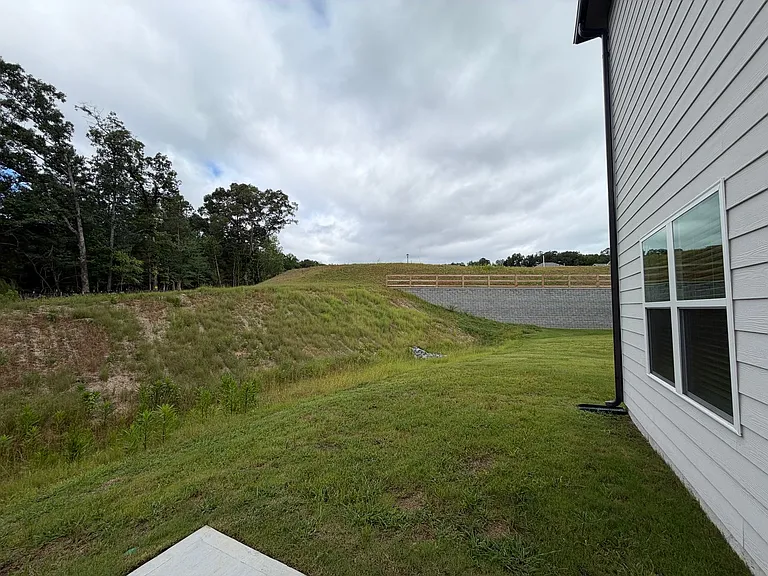 8 Cavalier Ct — Photo 30