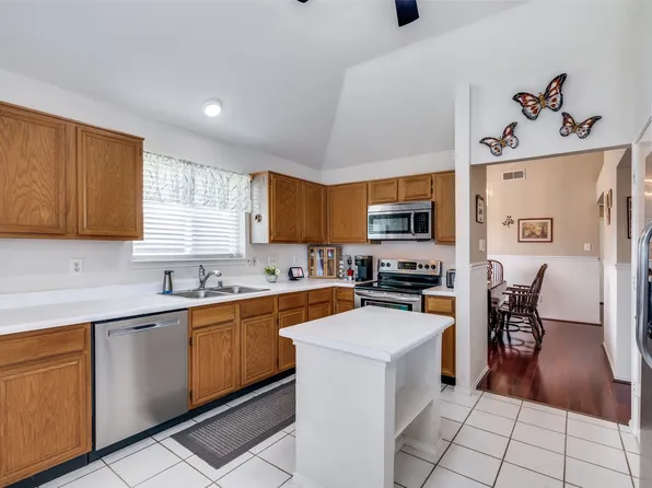 400 Vicki Ln, Wylie, TX 75098