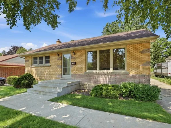 184 Murdock Ave, Waterloo, ON N2J 2M5