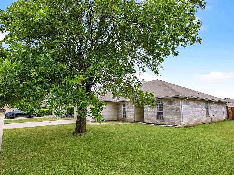 4505 Blueduck Dr — Photo 3