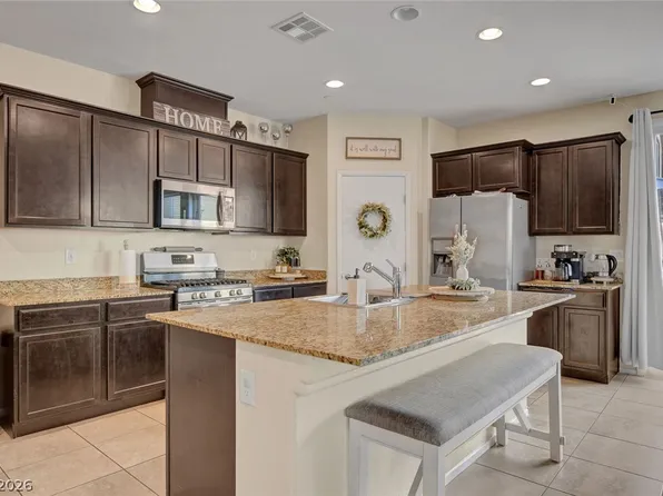 3924 Juanita May Ave, North Las Vegas, NV 89032