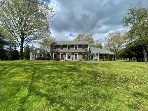 122 Metacomet Drive, Berlin, CT 06037