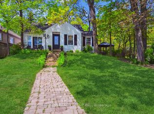 65 Mineola Rd E, Mississauga, ON L5G 2E4