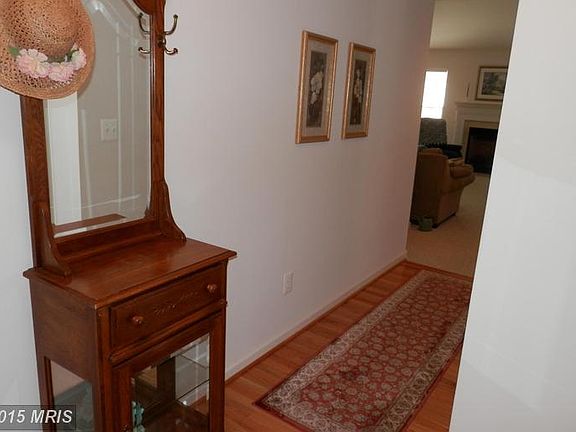 3rd image of 375 Harper Dr