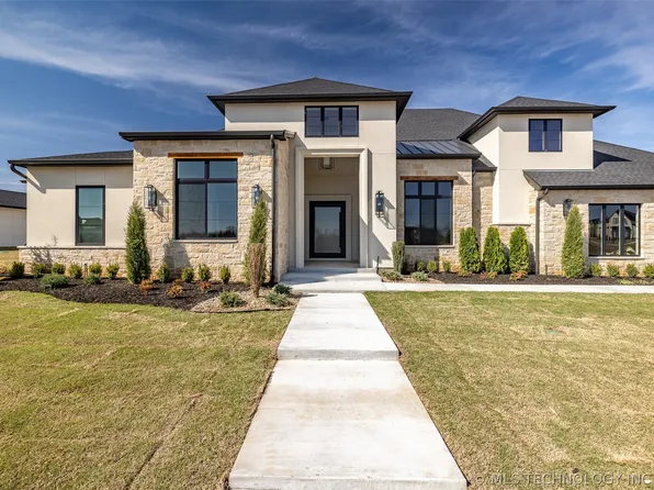 411 W 139th St S, Bixby, OK 74008