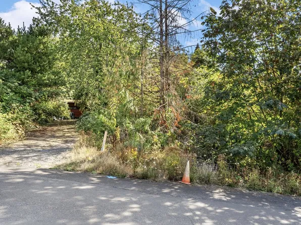9080 NW Kearney St, Portland, OR 97229