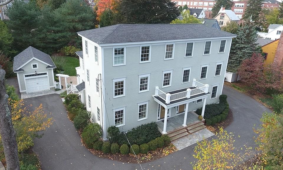 1st image of 225 High St #A