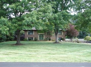 1846 Devonshire Dr NW, Canton, OH 44708