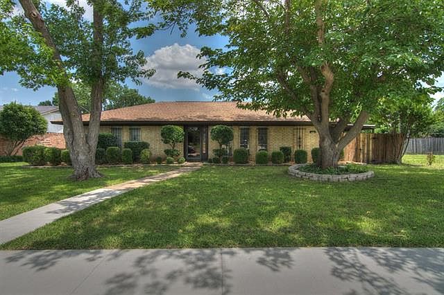 1st image of 1928 Forestdale Dr