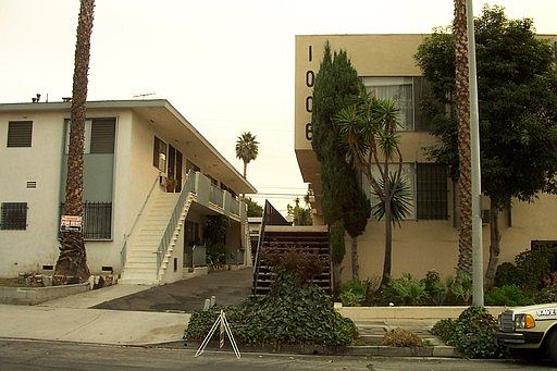 2nd image of 1006 N Orange Grove Ave APT 2