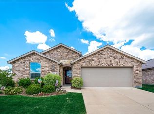2116 Red Riv, Forney, TX 75126
