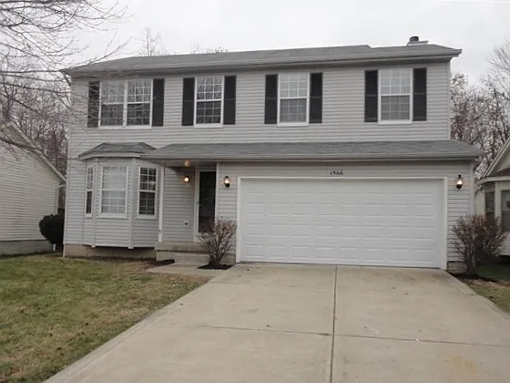 4 bed, 2.5 bath, 1876 sqft, $2,510 — Photo 1