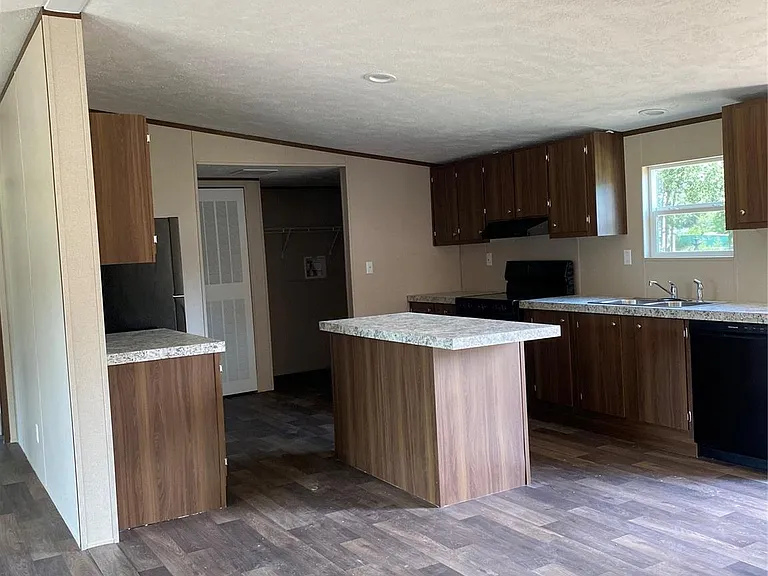 20511 Old Houston Rd — Photo 3