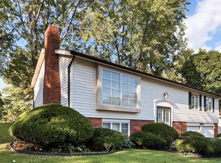 1966 Cathedral Hill Dr, Saint Louis, MO 63138