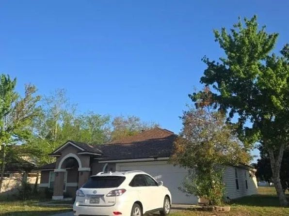 452 Martin Lakes Dr S, Jacksonville, FL 32220