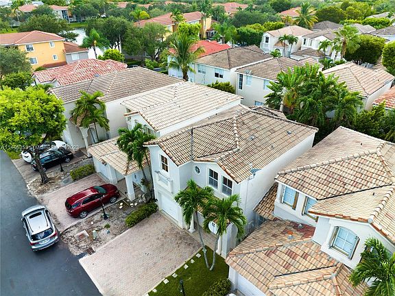 2nd image of 4858 NW 108th Ct