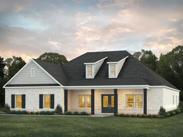 625 Garrett Dr, Prattville, AL 36066