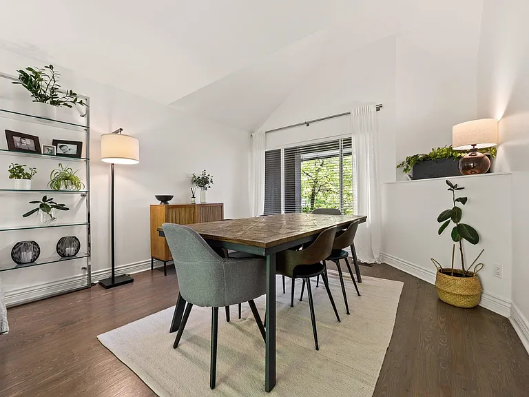 2990 Panorama Dr — Photo 8