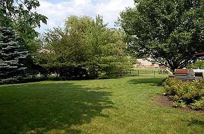 4th image of 9983 Parkshore Dr