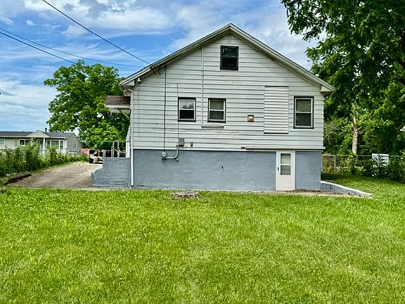 4th image of 500 Mia Ave
