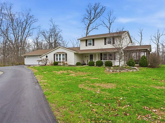 3rd image of 305 S Southwood Dr