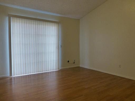 5th image of 24696 Fortune Bay Ln