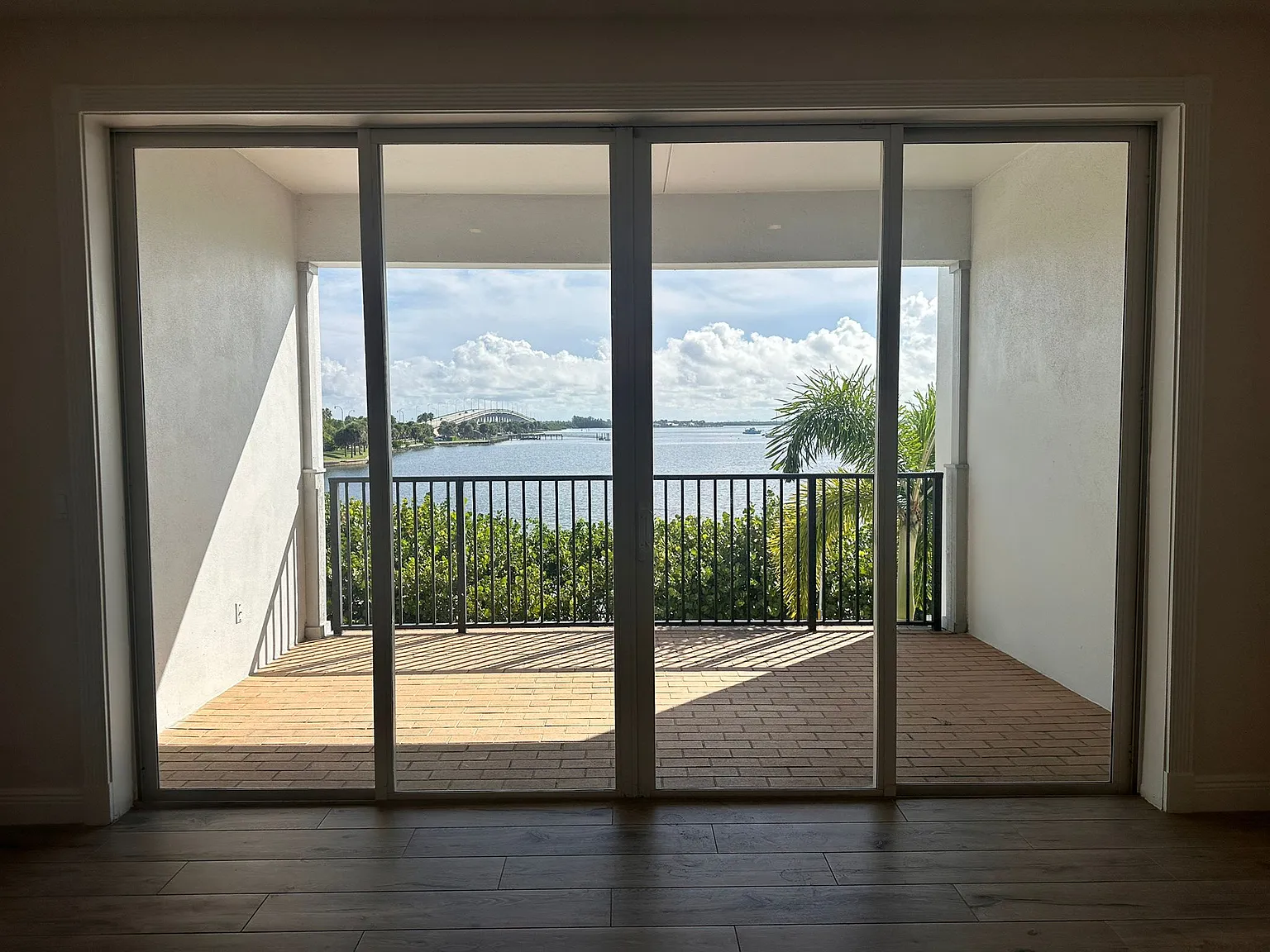 3 bed, 1463 sqft, $3,000 — Photo 2