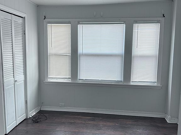 3rd image of 3730 Ivy St #1
