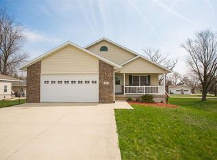 105 S 3rd St, Raymond, IA 50667